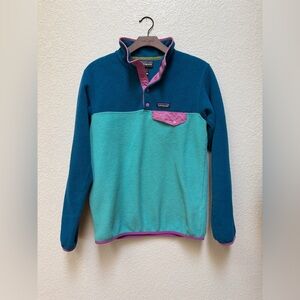 Patagonia Two-Tone Teal Snap-T Fleece Pullover with Pink Trim